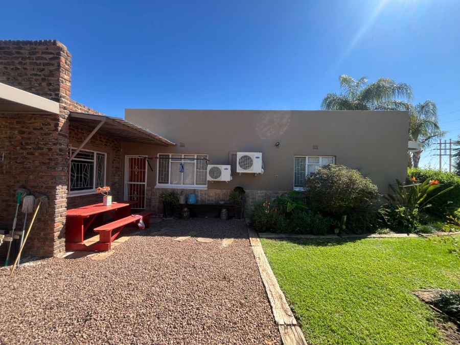 5 Bedroom Property for Sale in Blydeville Northern Cape